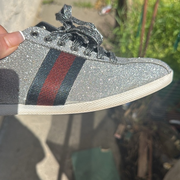 Authentic GLITTERING SPIKED LOW TOP Gucci TRAINERS - Picture 7 of 11